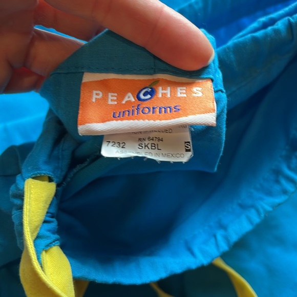 Peaches | S - Picture 3 of 4